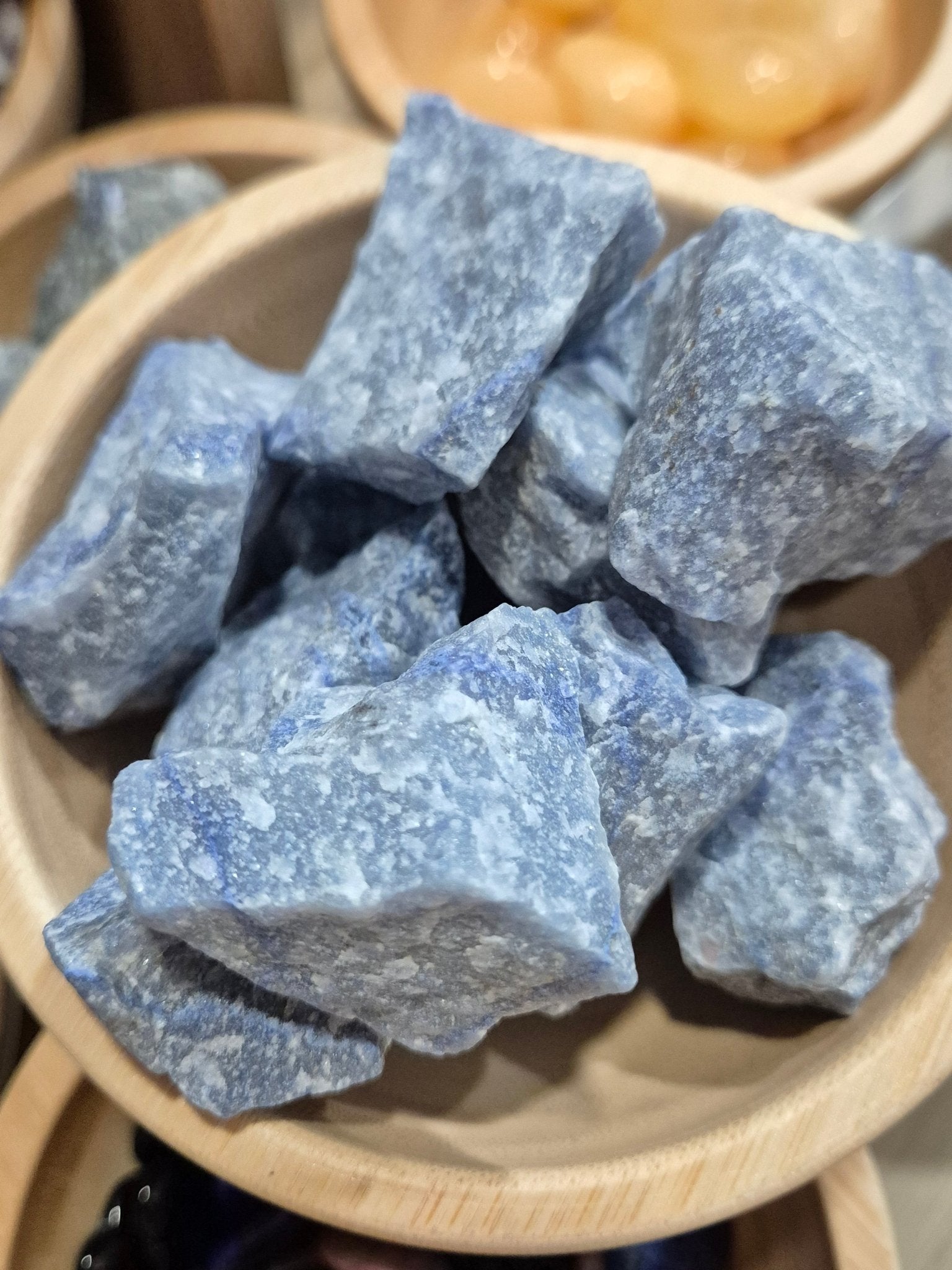 Mineral Cuarzo Azul Bruto ( unidad) minerales brutoTienda esotérica Málaga - La Tienda de Tata Magic: tienda Esotérica en Málaga